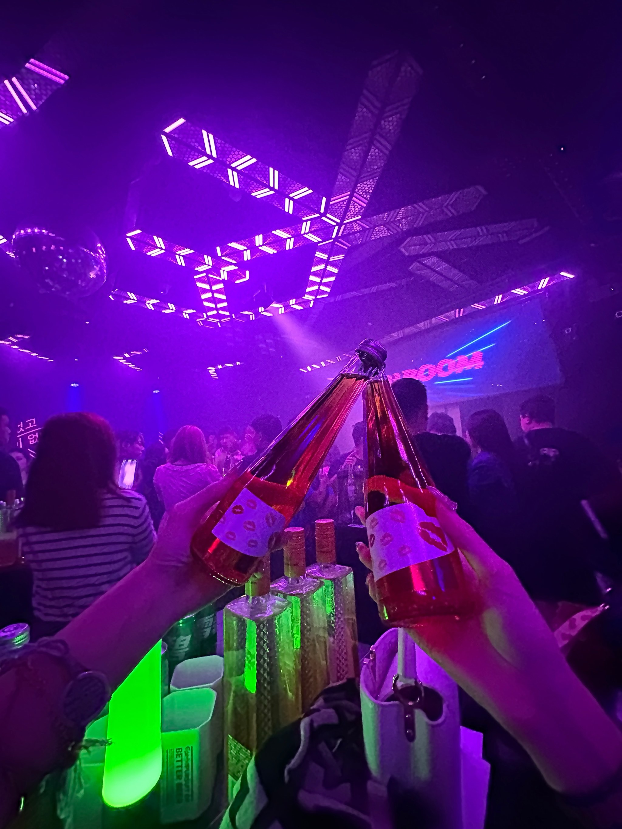 杭州商务ktv优选舒适商务ktv体验-滨江区ktv预定